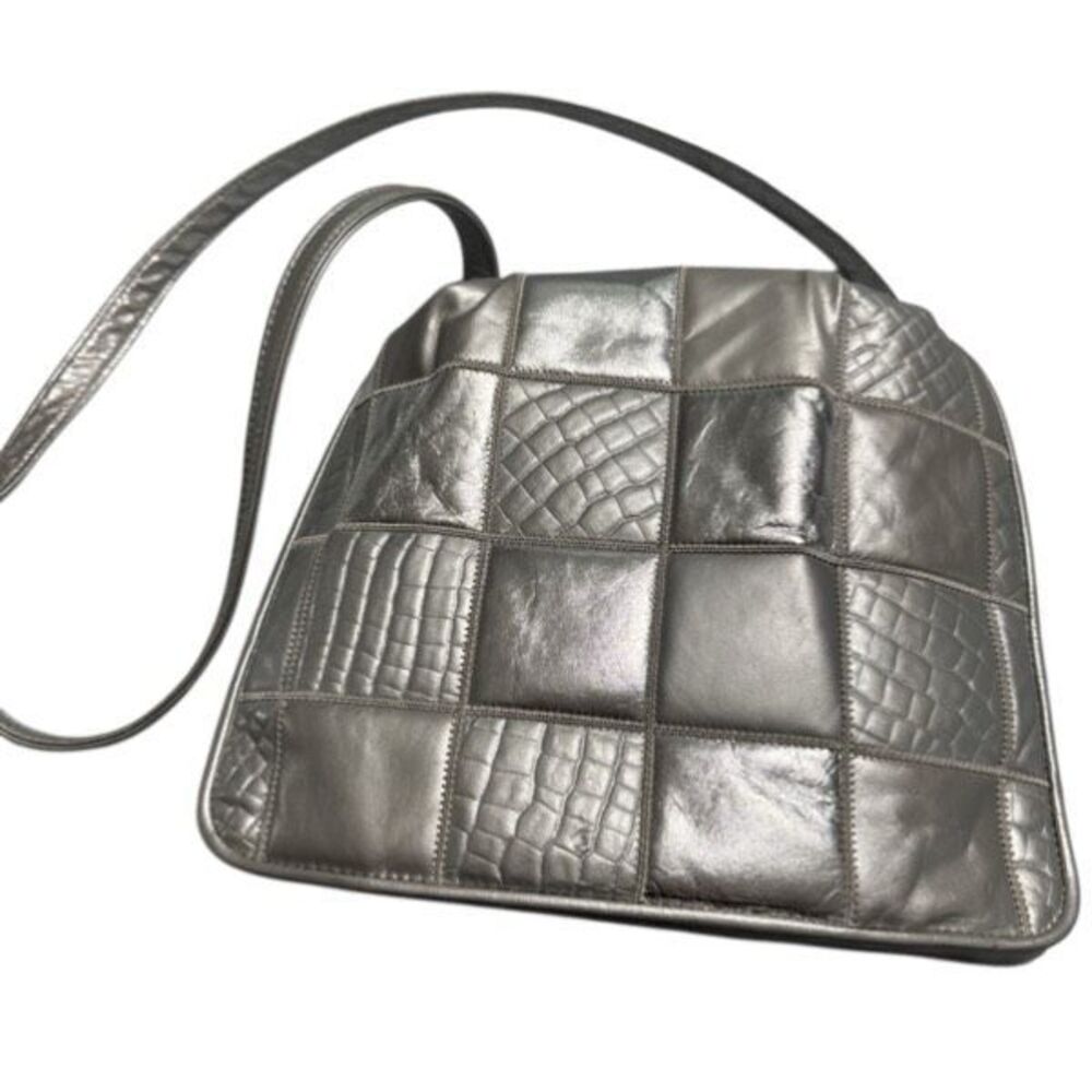 Vintage Y2K Silver Leather Patchwork Puff Drawstring Flap Bag by Park Ave Int.